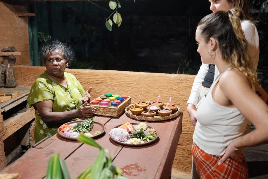 Kandy Cooking Class with Granny - Learning Spices and Coconut Milk the Practical Way
