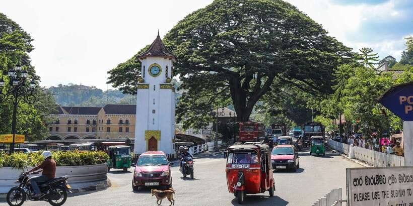 Kandy: Private Guided City Tours by Tuk Tuk Sightseeing Tour - Key highlights at a glance