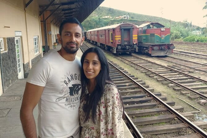 Kandy to Nanuoya (Nuwaraeliya) by Train - Reserved Seats - On the tracks: the scenery you should actually look for