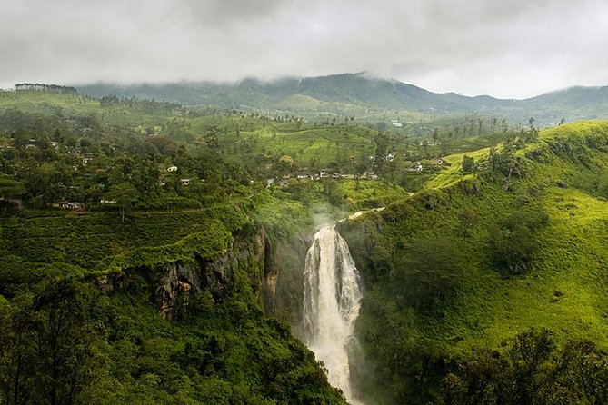 Kandy to Nuwara Eliya Private Day Tour - Ambuluwawa Tower: spiraling climb and real 360-degree payoff