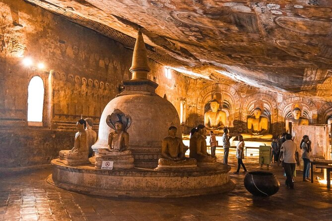 Kandy to Sigiriya Day Tour with a private vehicle - 6:00 am timing makes Sigiriya easier to handle