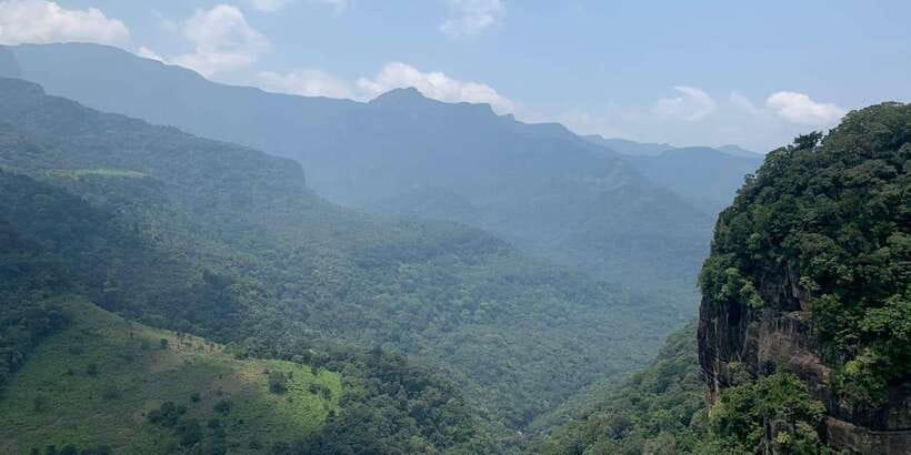 Knuckles Mountains : Infinity Pool and Doowili Ella Trail - The Real Challenge: Knuckles Mountain Range Hiking in Heat and Dense Forest
