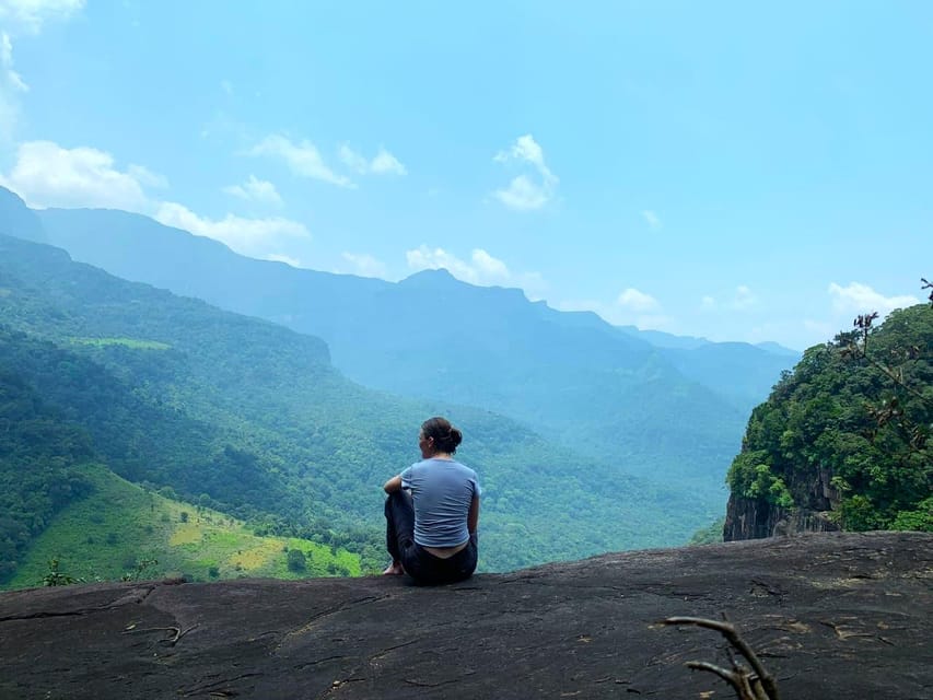 Knuckles Mountains : Infinity Pool and Doowili Ella Trail - Pace, Contact, and the Private Group Reality