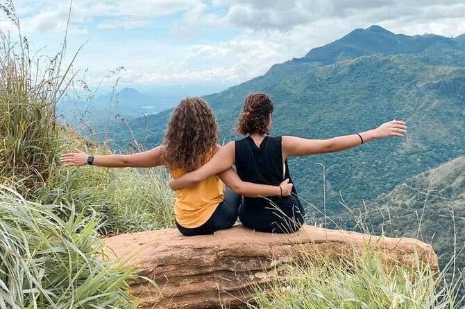 Little Adams peak Sunrise Hike and Yoga Lesson . - The yoga flow: meditation, breathwork, and asanas with real guidance
