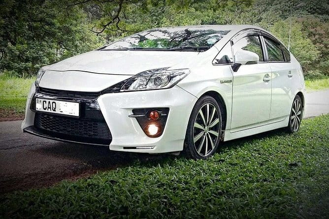 Luxury cars for rent with driver - Key things that make this experience work well