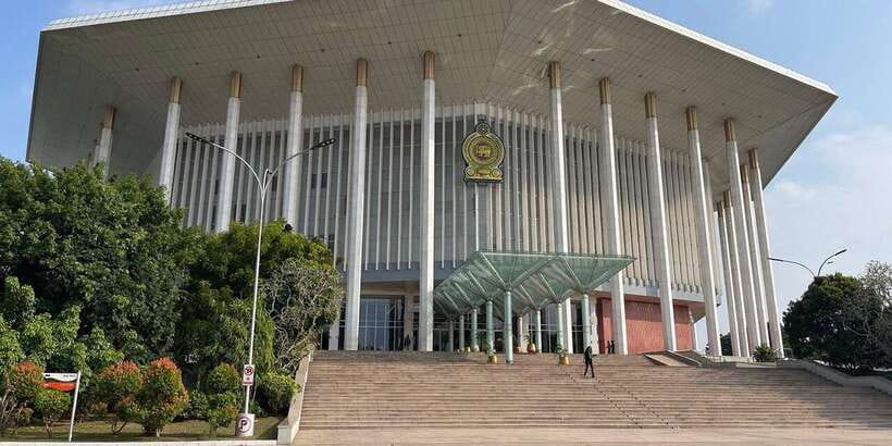 Marino Beach Colombo - Colombo City Tour - Gem Museum and shopping time that actually fits the tour rhythm