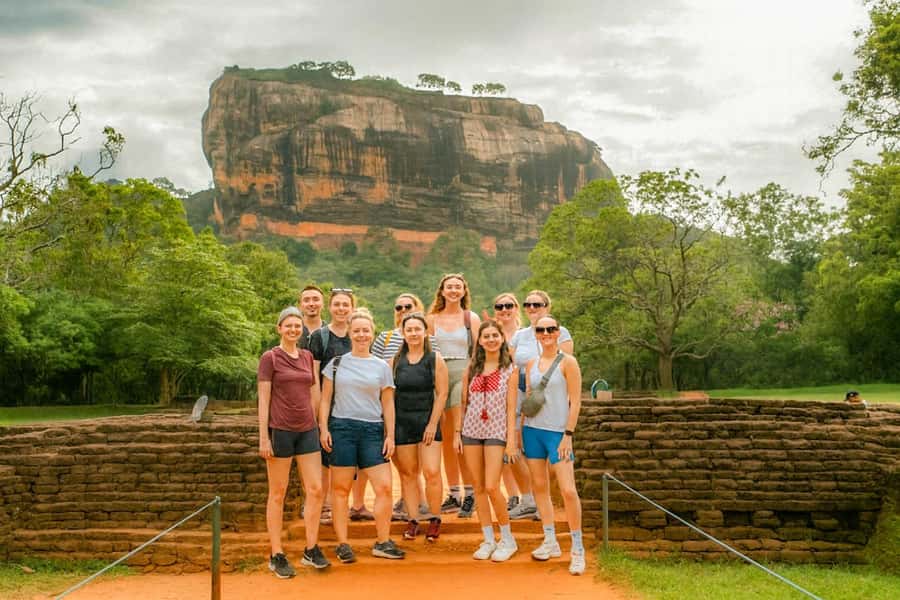 Minneriya: National Park Elephant Safari with Hotel Pickup - How the pickup and timing shape your experience