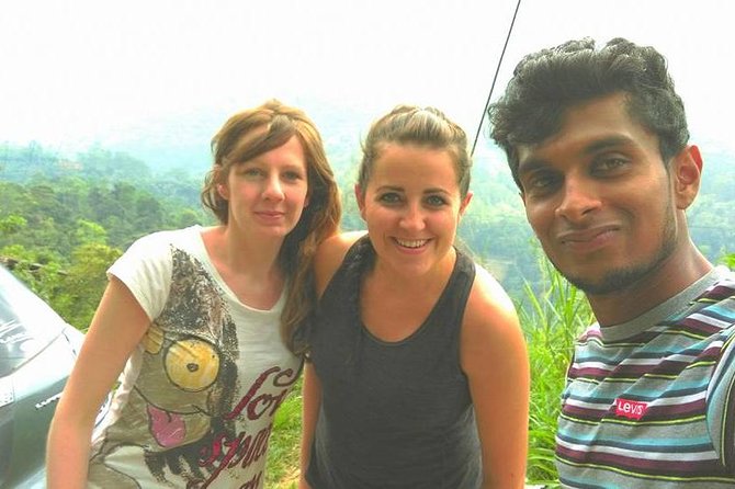 Most Popular Round Tour in Sri Lanka - Day 3 Kandy’s Temple of the Sacred Tooth Relic and a botanical break