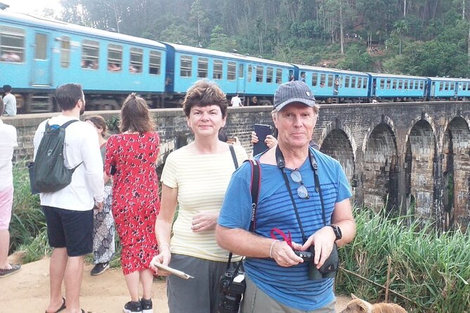 Nanu Oya to Ella train ride on (Train No: 1005 "Podi Menike") - 1st Class AC vs 2nd Class Non-AC: Choose the Comfort Level You Want