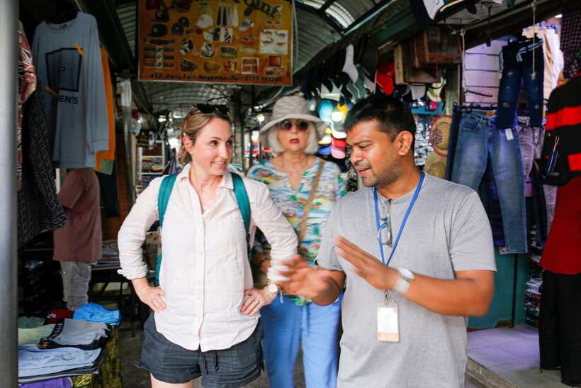 Negombo: CITY TOUR by Car with Professional Guiding - Angurukaramulla Buddhist temple: calm start, strong sense of place