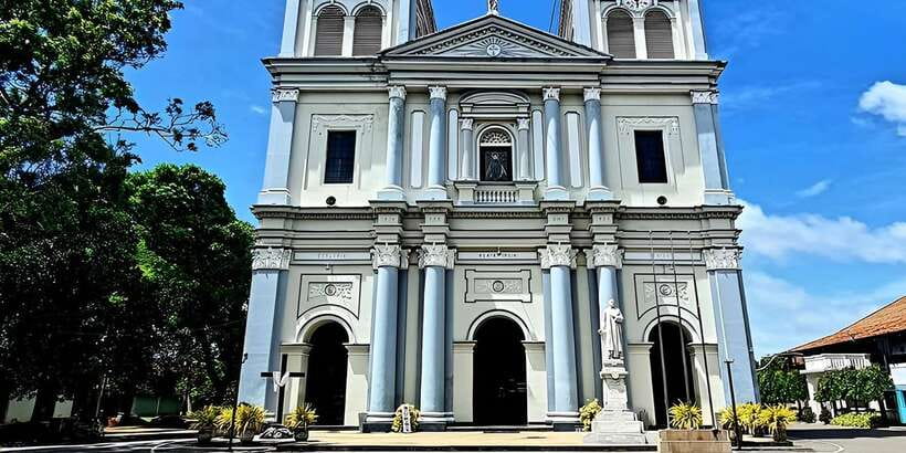 Negombo Heritage Walking Tour - Starting at Sri Mutthumari Amman Temple on Sea Street