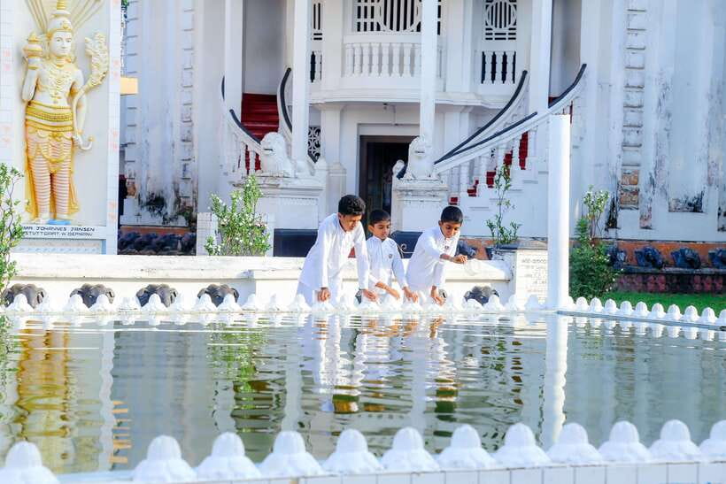 Negombo: Private Half-Day Tuk-Tuk Tour with Hotel Transfers - Negombo by tuk-tuk: why this quick tour makes sense