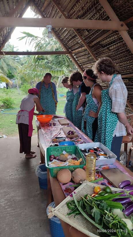 Nilaveli: Sri Lankan Cooking Class with a Local Family - Why this Sri Lankan cooking class feels like family time