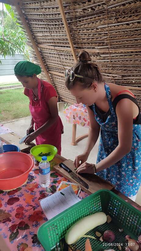 Nilaveli: Sri Lankan Cooking Class with a Local Family - Price and value: is $22 fair for 5 hours at a family kitchen?