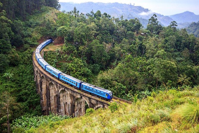 Nuwaraeliya (Nanuoya) to Ella Reserved Train Tickets - The Scenic Payoff After Nuwara Eliya
