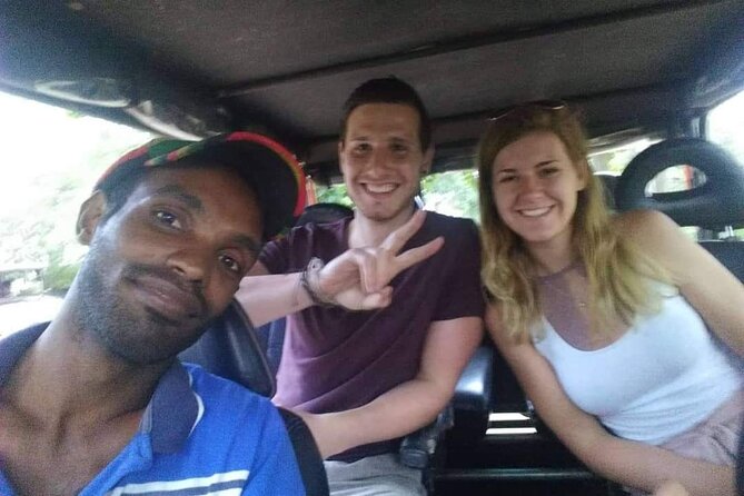 Paradise Udawalawe Safari Tours - Guide and driver style: Sujith and the smooth, safe vibe