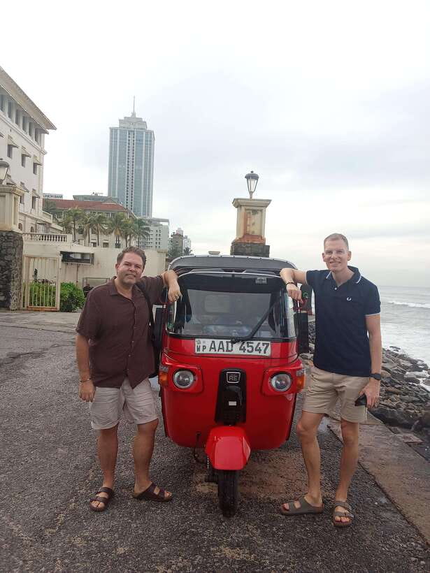 Personal Guided Colombo City Tour by Tuk Tuk - All Inclusive - Key highlights at a glance
