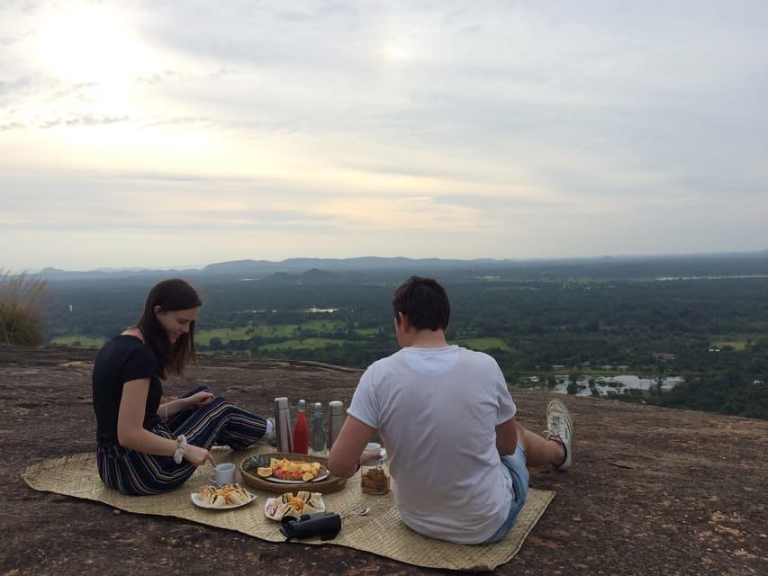 Pidurangala Rock: Sunrise/Sunset Picnic Hike - Sunrise or sunset: how to choose the light you want