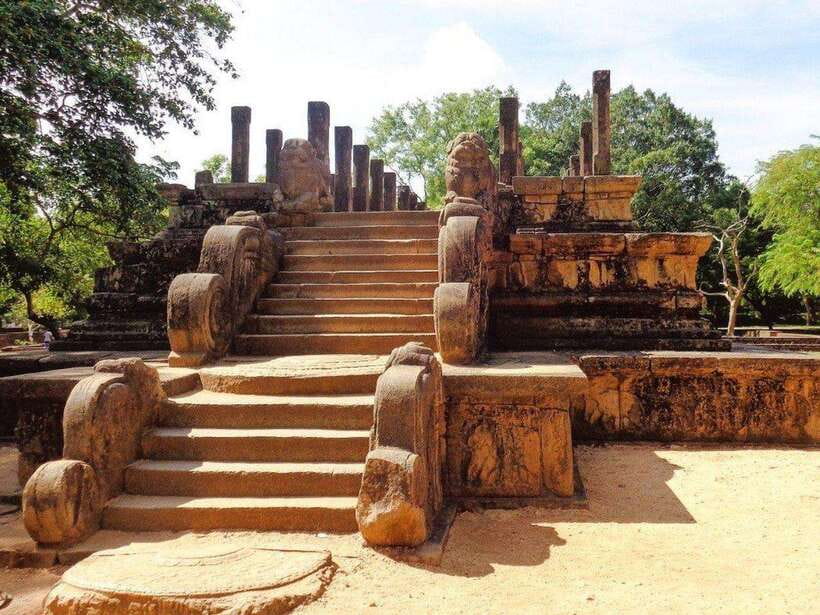 Polonnaruwa: Private Guided Cycling Tour with Hotel Pickup - Key highlights to notice before you go
