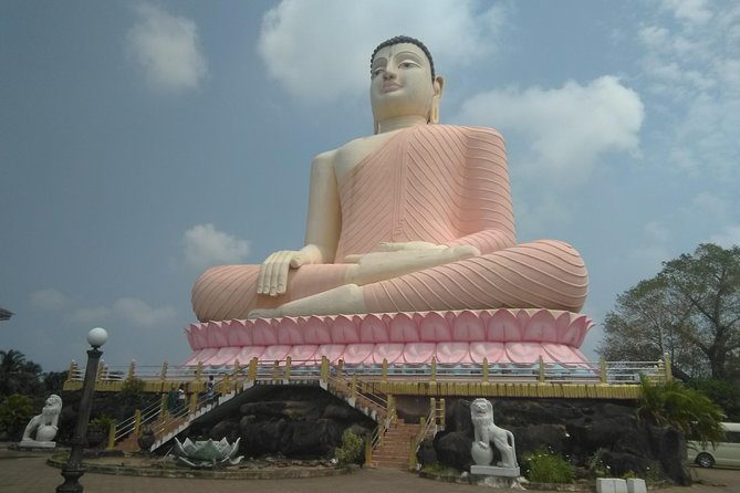Private all inclusive Day tour southern Sri Lanka Bentota and Galle - Kande Viharaya Temple: Buddha Views in the Bentota Area