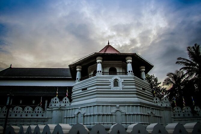 Private Car Hire with Driver-Guide for 03 Days Round Tour - Entering Colombo With a Plan, Not a Puzzle