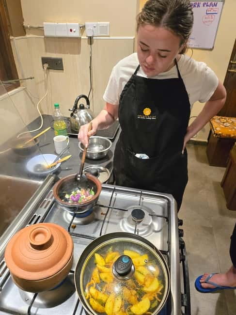 Private cooking class - Personalized classic menu - How the 3 hours usually plays out (and why it works)