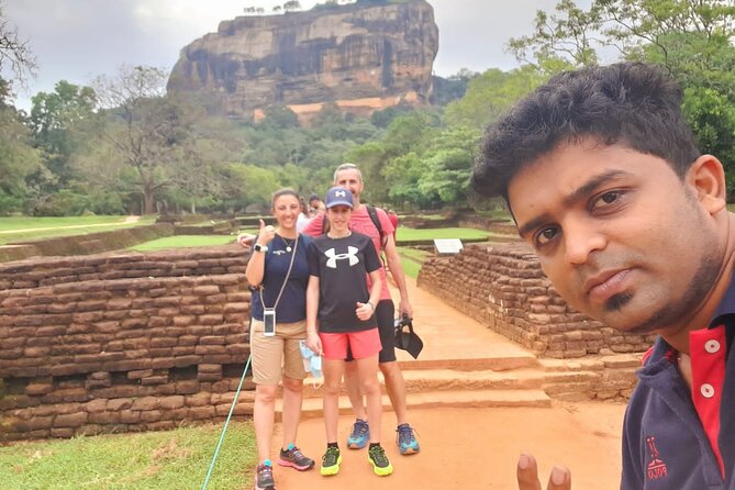 Private Dambulla Sigiriya Tour from Kandy with friendly chauffeur - Getting started in Kandy: pickup, drive comfort, and the driver vibe