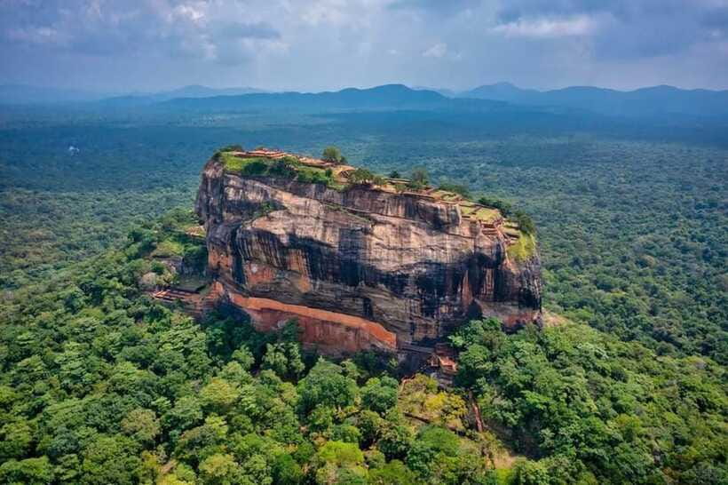 Private Day Tour Dambulla Sigiriya Village Tour - Optional Village Tour with Lunch: cart, lotus boat, cooking, banana leaves