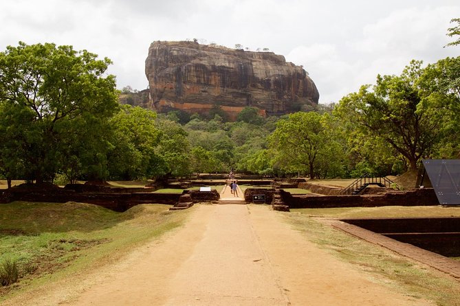 Private Day Tour from Kandy to Sigiriya and Dambulla Cave temple - What you’ll pay separately: tickets and lunch