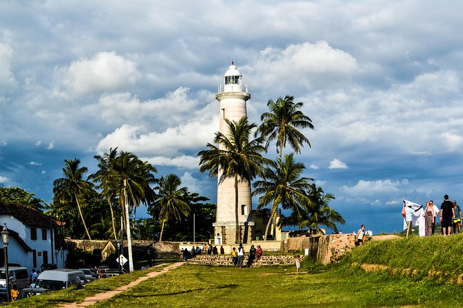 Private Galle Day Tour with Boat Safari & Tea Factory Visit - All Inclusive - Sea turtle hatchery stop: a close animal experience with staff guidance