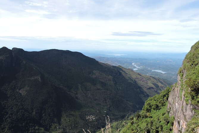 Private Multi-Day Sri Lanka Treks and Hikes Tour - Knuckles Mountain Range cycling: smart effort, real scenery, and a safety net