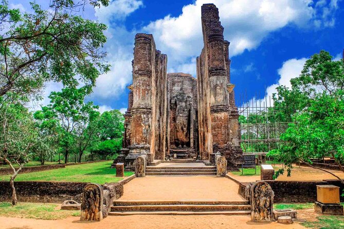 Private Polonnaruwa Sightseeing Day Tour from Sigiriya - When a written guide is enough, and when you should pay for a pro