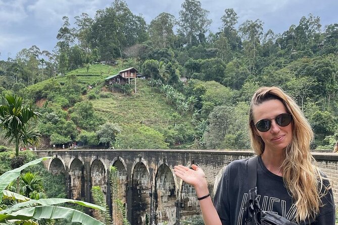 Private Ravana Falls and Nine Arches Bridge Ella Tour from Galle - The Demodara train ride to Ella, the part you remember later