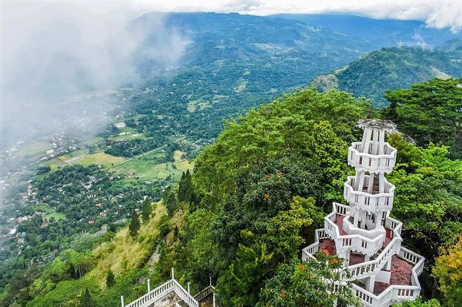 Private Sri Lanka Tour & Hike Experience to Ambuluwawa Tower - Hiking Up to Ambuluwawa Tower and Reaching the 48-Meter View