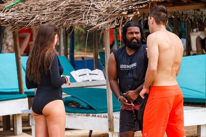 PRIVATE Surf lesson for Beginners Couple - In the water: paddling out, efficient technique, and turns
