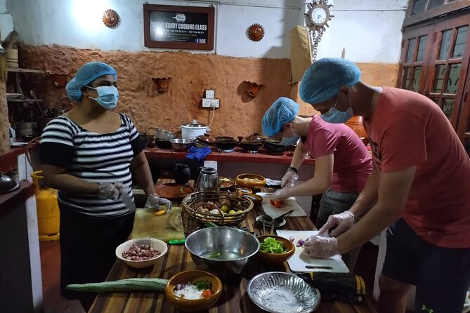 Private Traditional Sri Lankan Cooking Class in Kandy with Hotel Transfers - Getting From Your Hotel to the Class (and Back) in One Easy Move