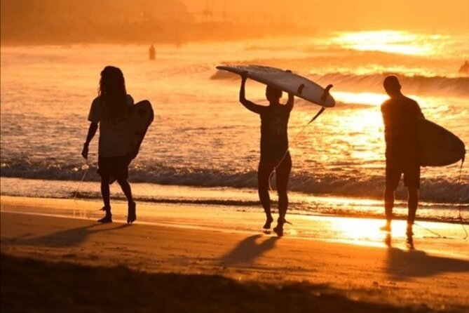 Ride a Wave Surf School Weligama Sri Lanka - Coaching with Shan and the team: patience with feedback that sticks