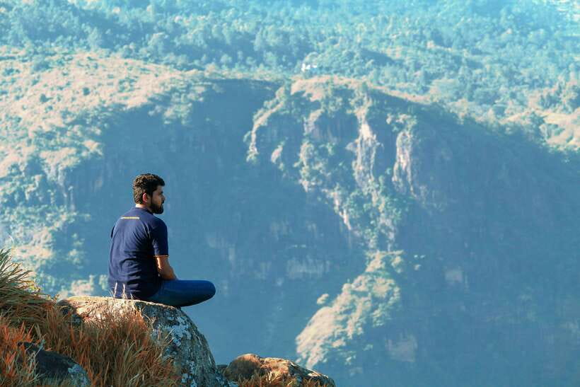 Sacred Sunrise Adventure: Adam’s Peak Day Tour - The pilgrimage atmosphere you’ll actually encounter