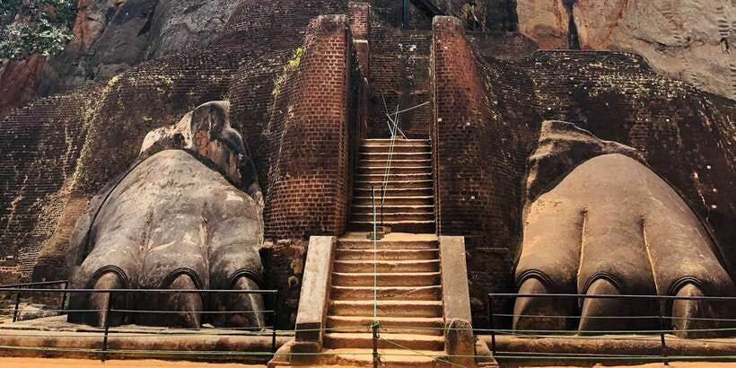 Sigiriya and Dambulla Private Full-Day Tour - Sigiriya Fortress time, lunch, and food tasting