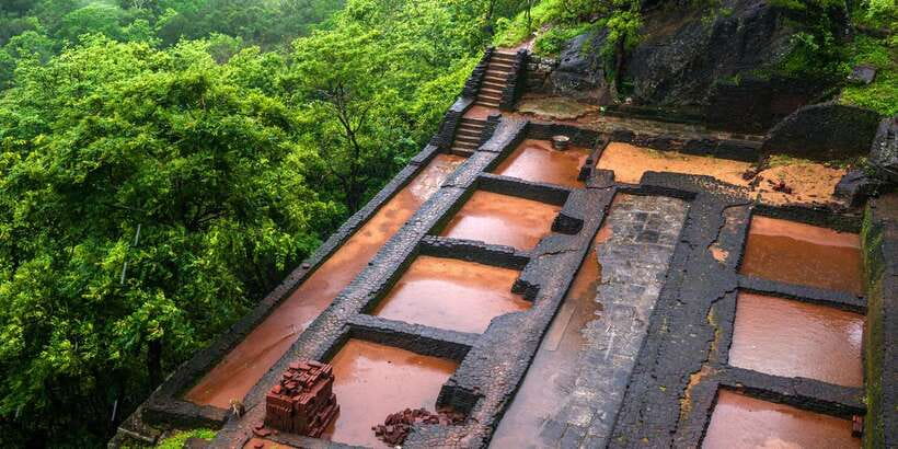 Sigiriya and Pidurangala Rock From Colombo - What to Bring, Wear, and Respect at Temples