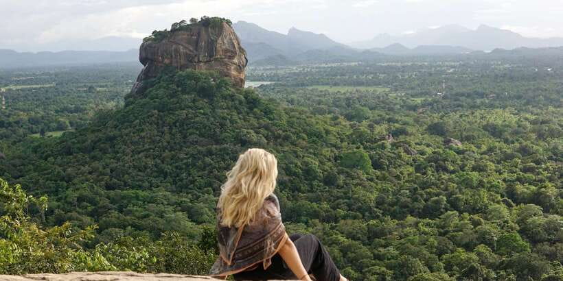 Sigiriya and Pidurangala Rock From Colombo - Colombo Door to Door Pickup: The Real Time Saver