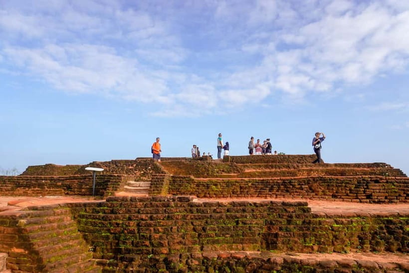 Sigiriya Lion Rock Hike & Minneriya National Park Safari - Small Rules and Smart Packing for a Smooth Day