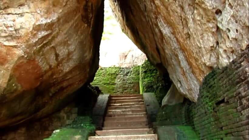 Sigiriya: Rock Fortress Private Guided Walking Tour - What to Bring, What Not to Bring, and Who Should Skip This Walk