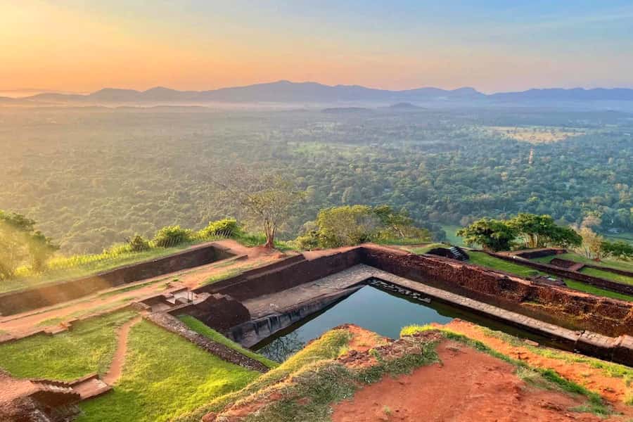 Sigiriya: Sigiriya or Pidurangala Sunrise/Sunset Hike - The Big Deal: Why Sigiriya or Pidurangala at Sunrise Beats a Normal Sightseeing Day