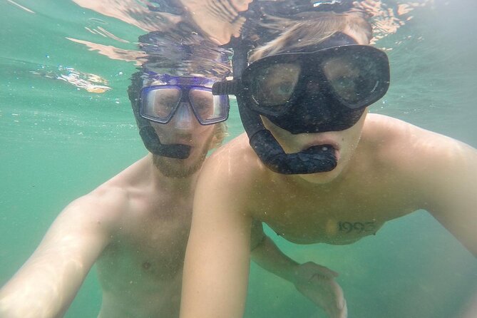 Snorkeling On Beautiful Rock Island - Unawatuna by Boat - Safety and comfort for beginners