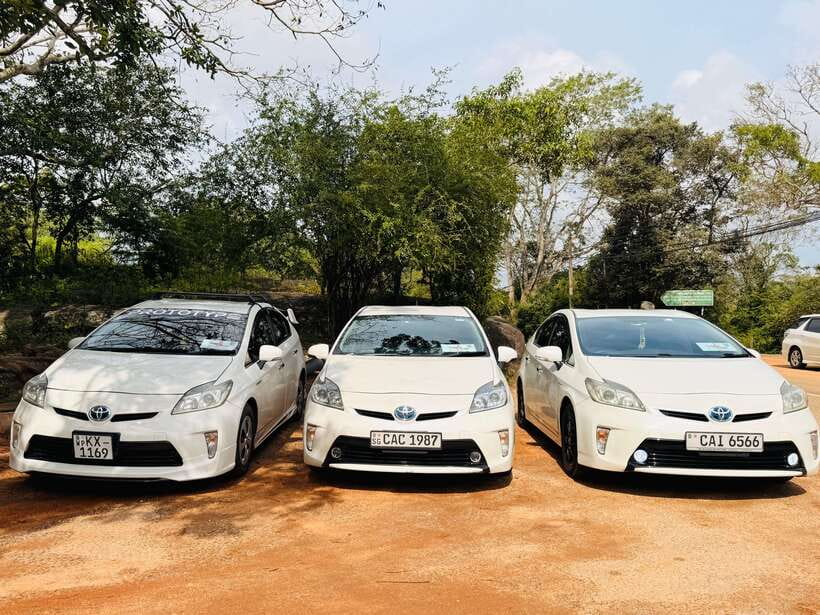 Sri Lanka Car Rental with Driver - 3 Days Minimum, 180km/Day - Comfort and safety: what you should look for in the car day to day