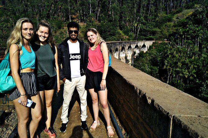 Sri Lanka Culture Tour - Day 5: Nuwara Eliya tea plantations and colonial-era charm