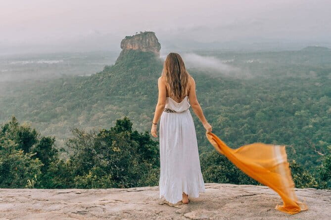 Sri Lanka Nature, Culture and Wild tour - Nuwara Eliya: Tea Factory Visit, Cool Weather Vibes, and Falls