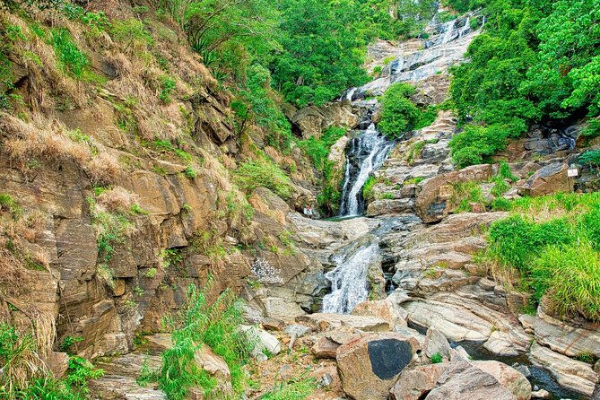 Sri Lanka tour 8 Days with a private driver, hotels, and vehicle - Sigiriya Rock Fortress, optional village life, then Dambulla Cave Temple