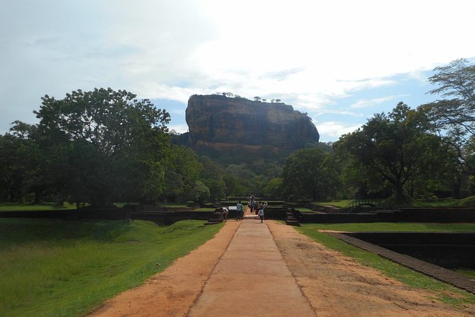 Sri Lanka Tour in 8 Days - Galle Dutch Fort and Whale Watching in Mirissa: Your Final Stretch